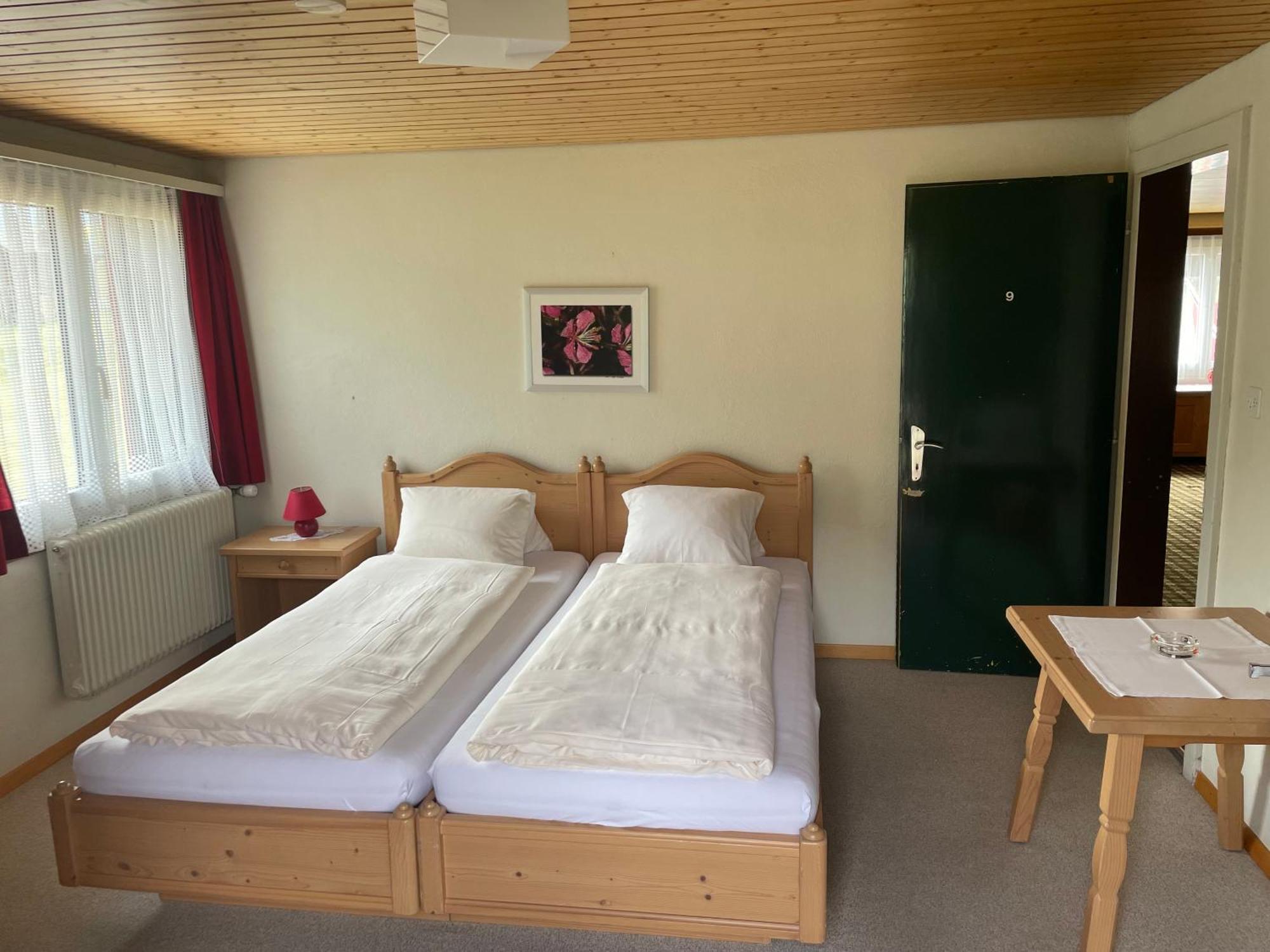 Hotel Restaurant Gommerhof Reckingen Номер фото